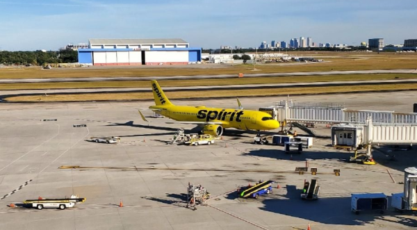 Gobierno de EU y aerolíneas anuncian plan de ayuda para pasajeros y empleados de Spirit tras anuncio de cierre