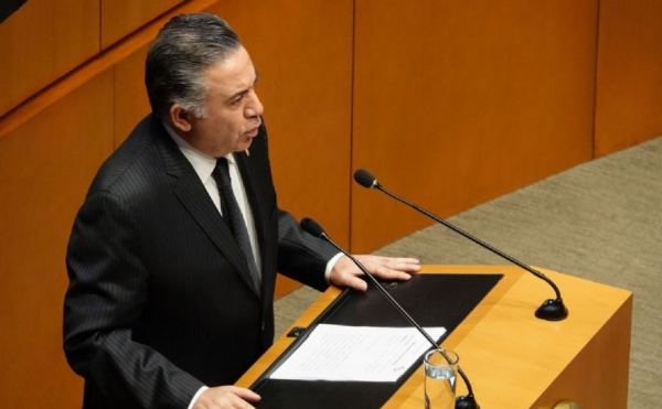 Enrique Inzunza asegura que se defenderá desde el Senado; ofrece acudir a declarar