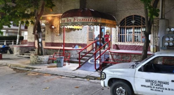 Asesinan a médico en su clínica; horas antes atendió a dos heridos de bala de ataque armado