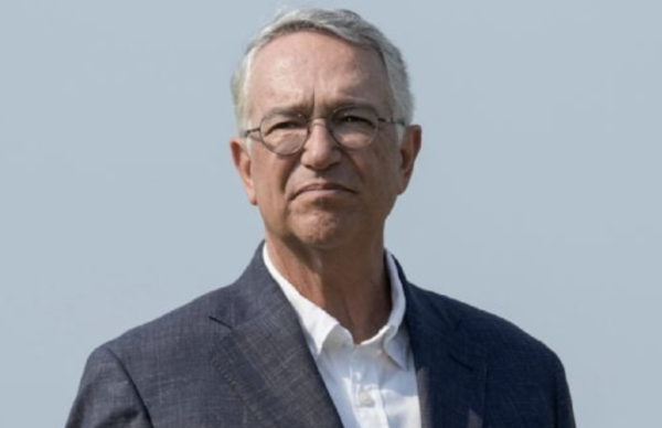 Acusan a un hombre en EU de robar 450 mdd a Ricardo Salinas Pliego en fraude de préstamos