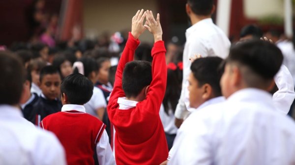 Decisión “improvisada” sobre calendario escolar afectará aprendizaje y dinámica familiar: Coparmex