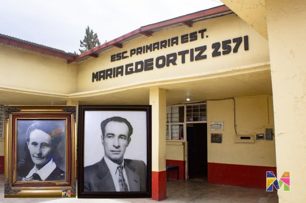 Primaria María G. de Ortiz en Meoqui, representa el amor de un hijo hacia su madre