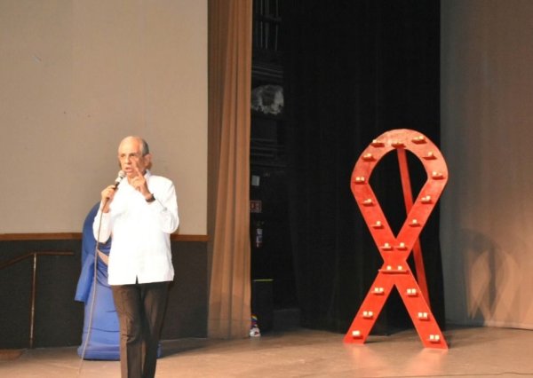 Realiza Gobierno del Estado foro sobre VIH y salud sexual para estudiantes de Ciudad Juárez