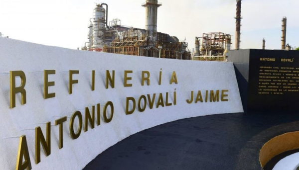 Registran explosión e incendio en la refinería de Salina Cruz, Oaxaca; suman seis lesionados