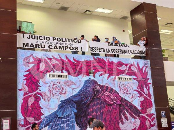 Protestan en Pueblito Mexicano; exigen juicio contra Maru Campos