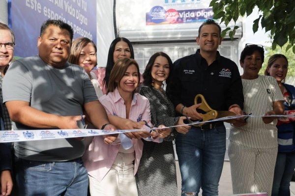 Marco Bonilla cumple con vecinos de Vida Digna; amplían centro comunitario, ahora es CEDEFAM