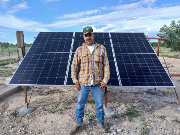 Apoya Desarrollo Rural a productores agropecuarios con créditos para equipamiento e infraestructura