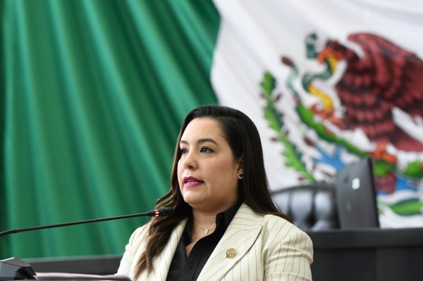 Servicios comerciales prestados en los aeropuertos, no deben quedar exentos del pago de contribuciones: Congreso