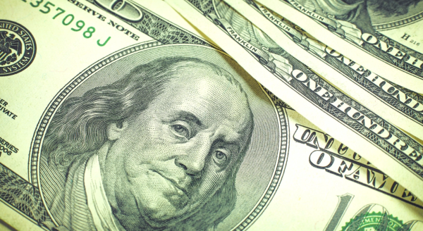 Peso mexicano se deprecia frente al dólar en un mercado atento a visita de Trump a Xi Jinping