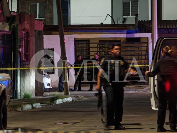 Mujer se atrinchera con sus hijos y amenaza con hacer explotar vivienda en Jardines del Sacramento