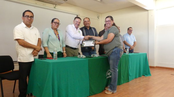 Reconoce Conalep a 200 docentes por su trayectoria y compromiso educativo