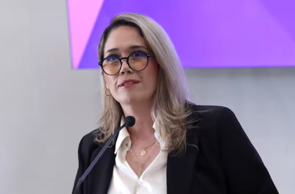 Consejera del INE denuncia montaje y niega denuncia contra funcionario por desvío millonario