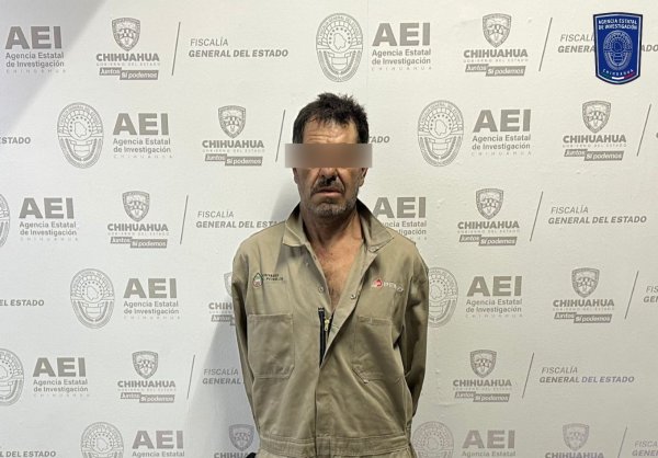 Detiene AEI a dos hombres con cristal; les aseguran automóvil y motocicleta