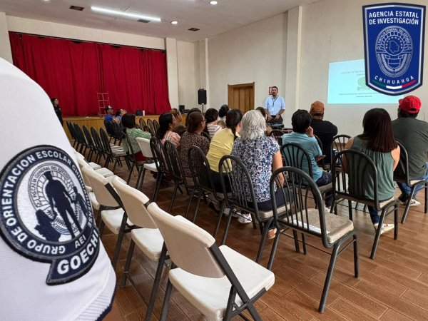 Imparte GOECHI temas de prevención del delito a padres de alumnos del COBACH en NCG