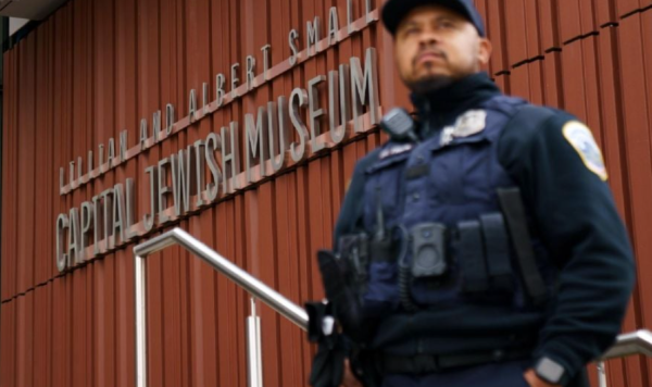 Fiscalía de EU solicitará la pena de muerte a presunto tirador del atentado en el Museo Judío en Washington