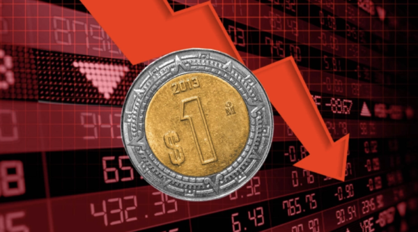 Peso mexicano retrocede frente al dólar y cierra semana de pérdidas acumuladas