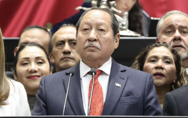 Fiscalía de Michoacán cita a declarar a Leonel Godoy por el asesinato de Carlos Manzo