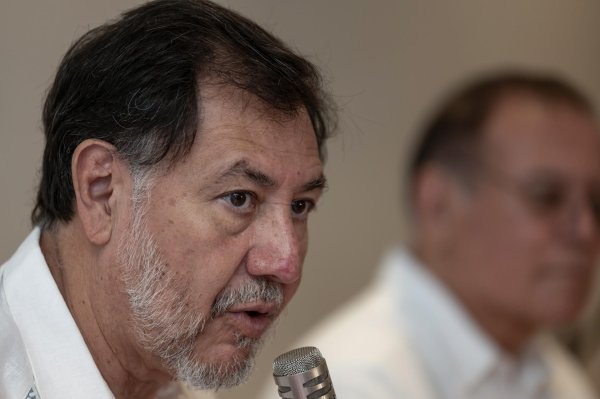 Cuestiona Noroña que funcionarios sinaloenses se hayan entregado a EE.UU.