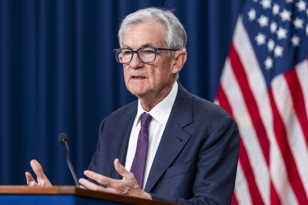Jerome Powell deja presidencia de la Fed tras 8 años marcados por el COVID-19 y el acoso de Trump
