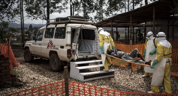 OMS declara emergencia de salud pública internacional por brote de ébola en África
