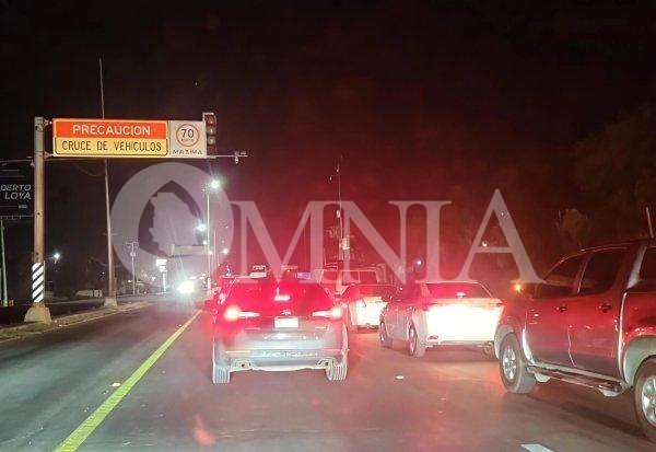 Retén en la entrada Cuauhtémoc-Chihuahua causa kilómetricas filas