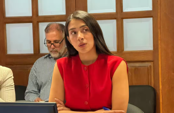 ¿Y la chamba? Regidora Juncal Solano se reúne con creadores de contenido en horas de trabajo