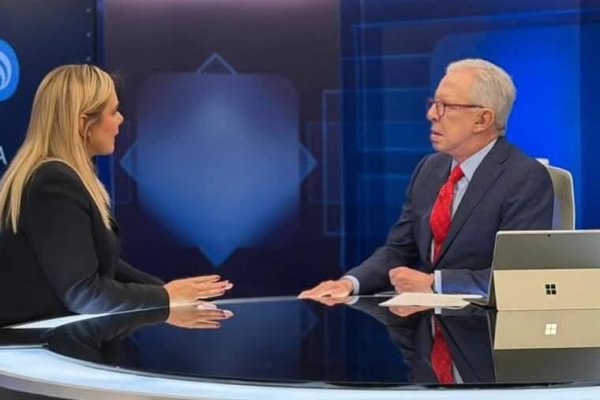 (Video) Critican en redes a Maru Campos tras entrevista con López Dóriga