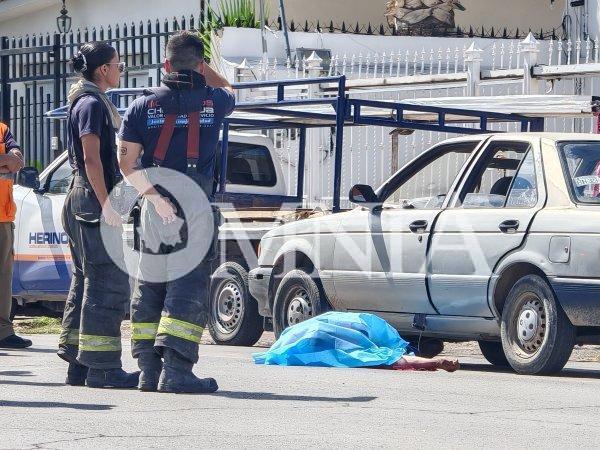 Muere hombre de infarto al esperar semáforo en la 28 y Zarco