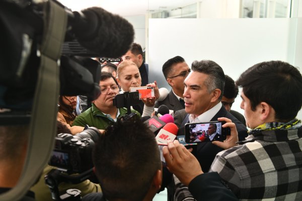 ‘Alito’ Moreno advierte que Morena busca manipular resultados con reforma para anular elecciones