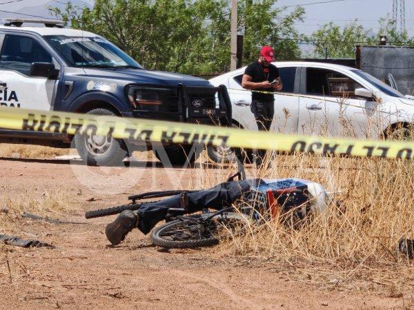 Muere adulto mayor al circular en su bicicleta a un lado del panteón de Carrizalillo