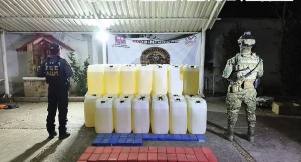 Marina asegura presunta cocaína, armas y combustible en cateos realizados en Chiapas