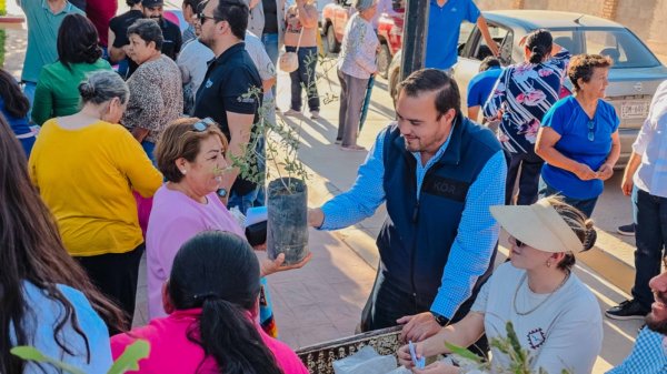 Gobierno de Camargo entrega más de mil árboles y plantas endémicas para reforestar el municipio