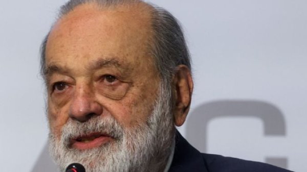 Slim rechaza hablar de Rocha Moya: “Pregúntame de inversión”