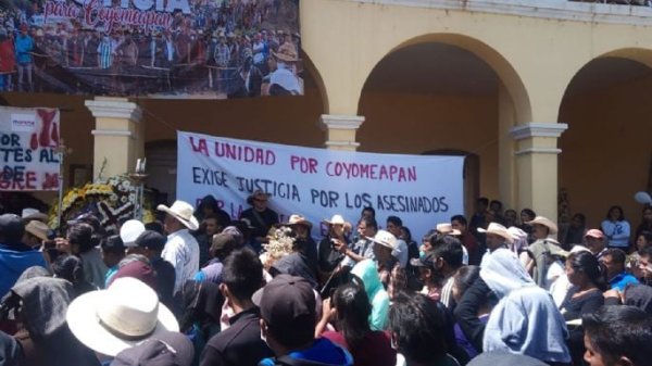 Exoneran a policías del asesinato de pobladores indígenas de Santa María Coyomeapan