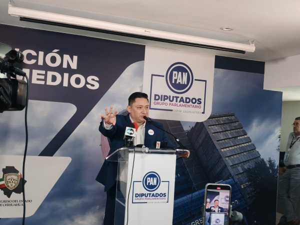 Les vamos a dar clases de derecho a Morena, no hay elementos de juicio político contra Maru: Alfredo Chávez