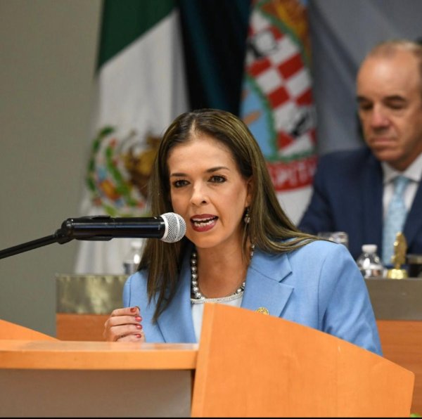 ”Siempre legislaremos por el bien de las familias chihuahuenses”: Xóchitl Contreras