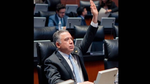 El senador Enrique Inzunza no acudirá al Senado, de nuevo; Mier le pide solicitar licencia