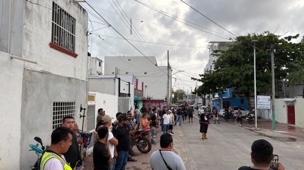 Cubano agrede a mexicano y casi lo linchan; caos desata operativo policiaco en Cancún