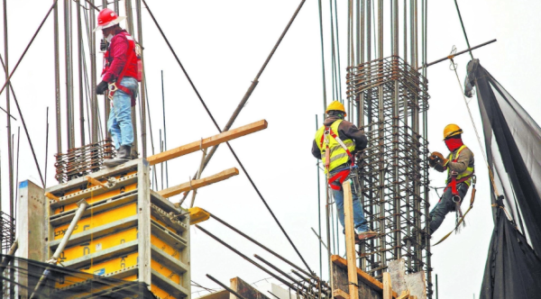 Diésel y metales aumentan los costos de construcción de vivienda en México