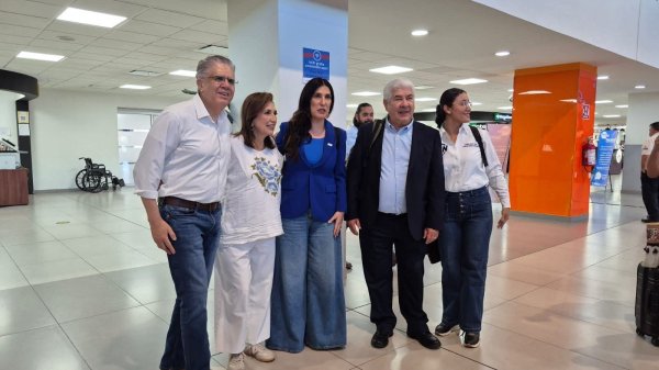 Llegan panistas a Chihuahua; estarán presentes en evento de defensa a Maru Campos