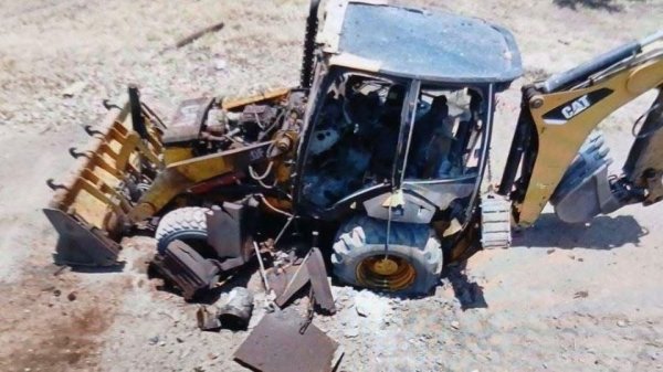 Explota mina del crimen organizado en Apatzingán; adulto mayor resulta gravemente herido