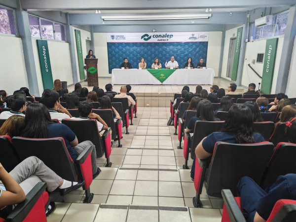 Firma CONALEP Chihuahua convenio de colaboración con Asociación Mexicana de Contadores Públicos